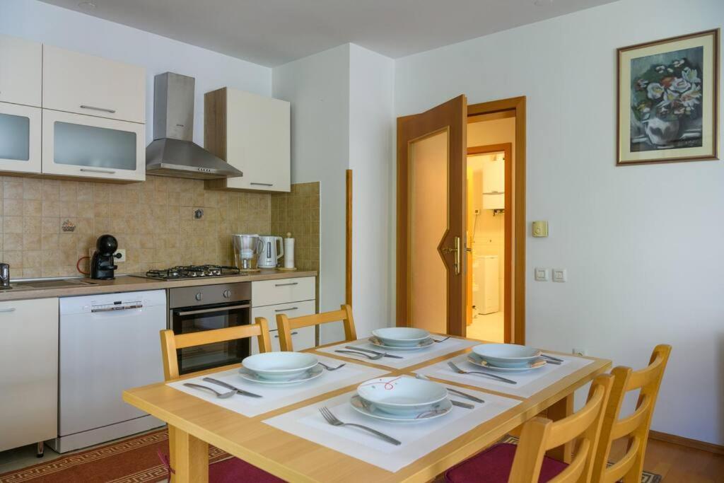 Apartment Sunce Pula Exterior foto